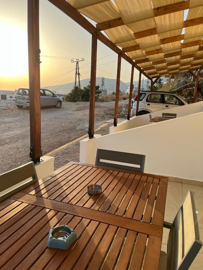 Bluemoon Suites Sarandë Exterior foto