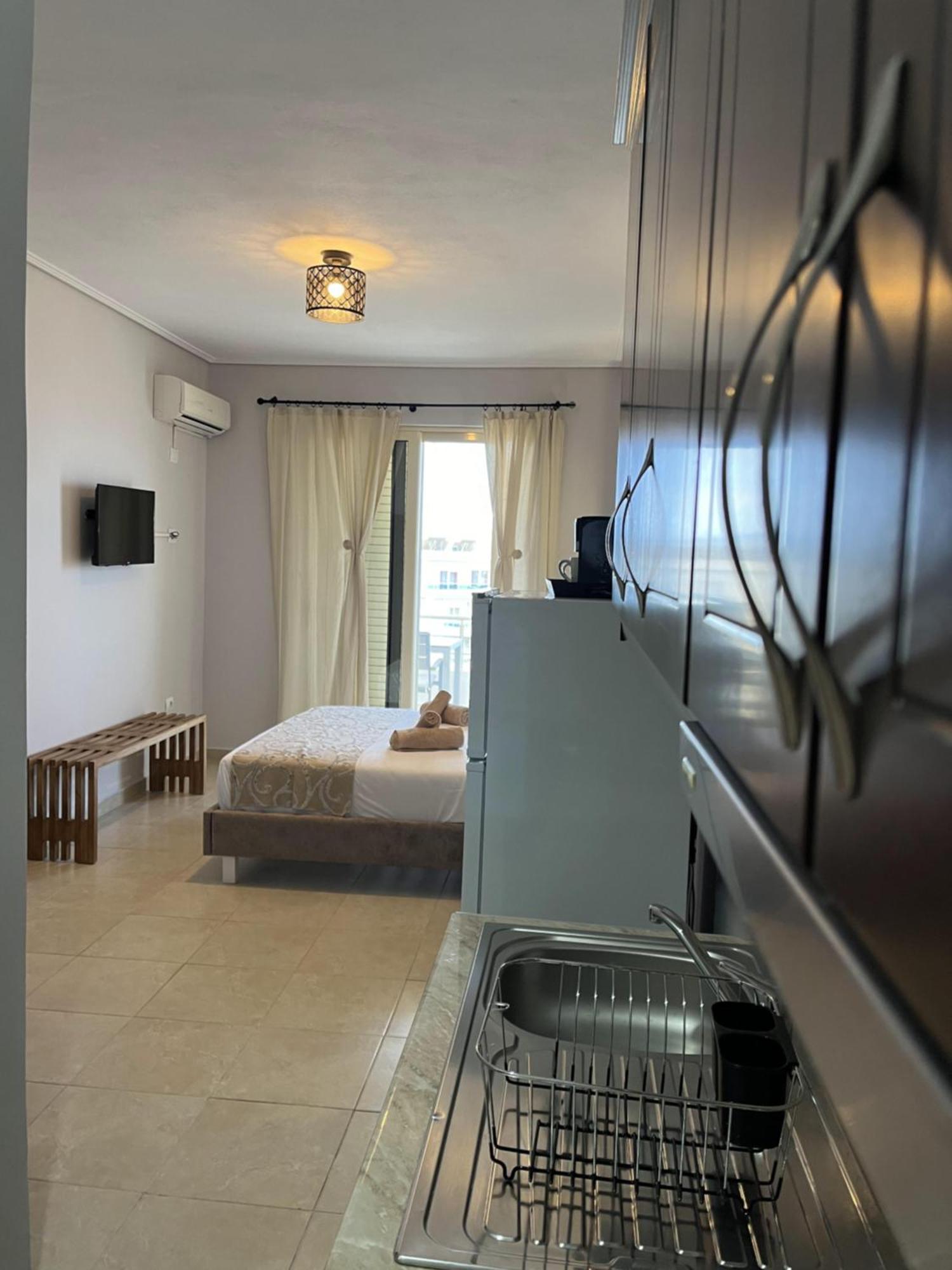 Bluemoon Suites Sarandë Exterior foto